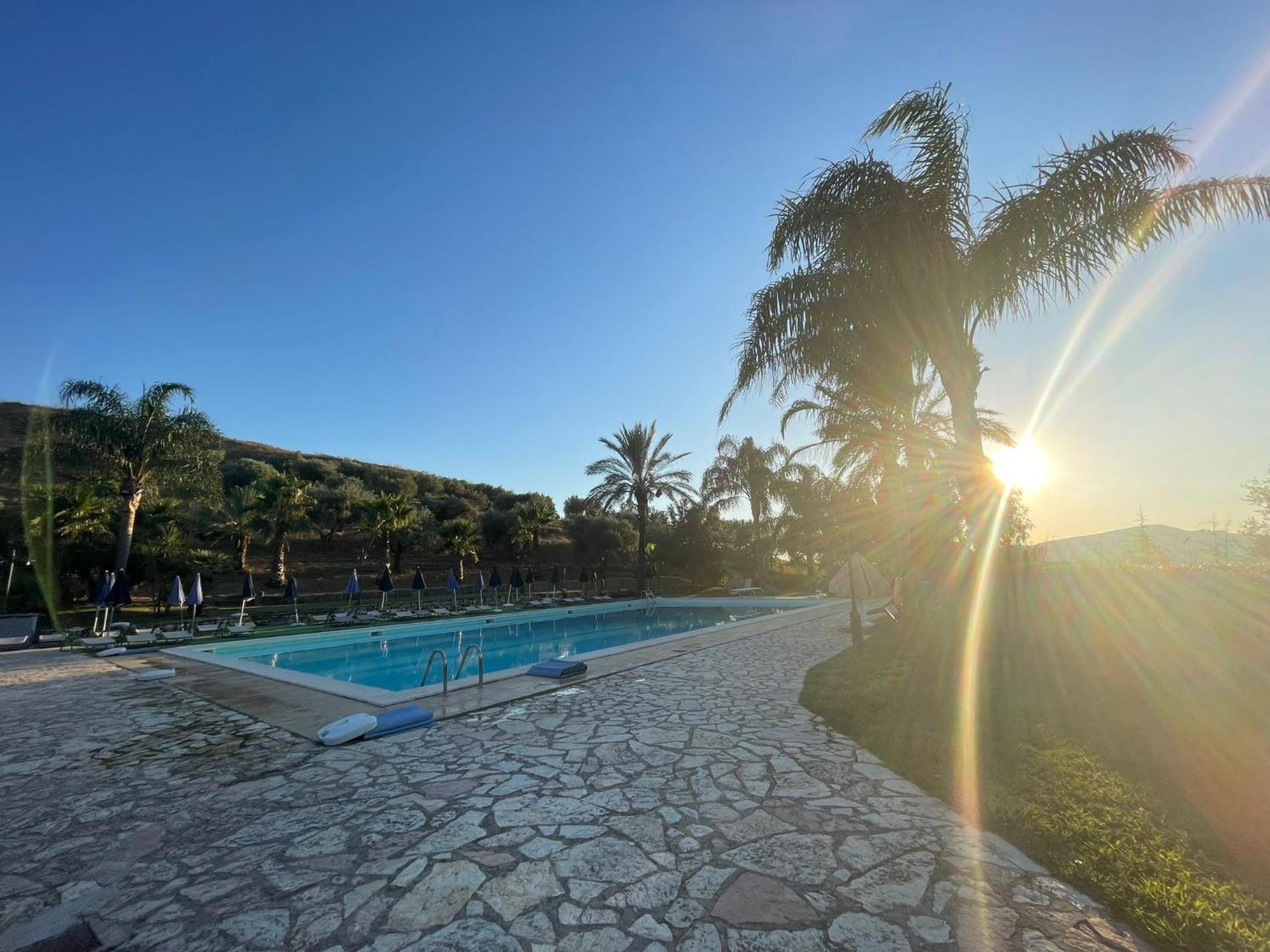 Ponte Calatrasi Agriturismo Roccamena ภายนอก รูปภาพ