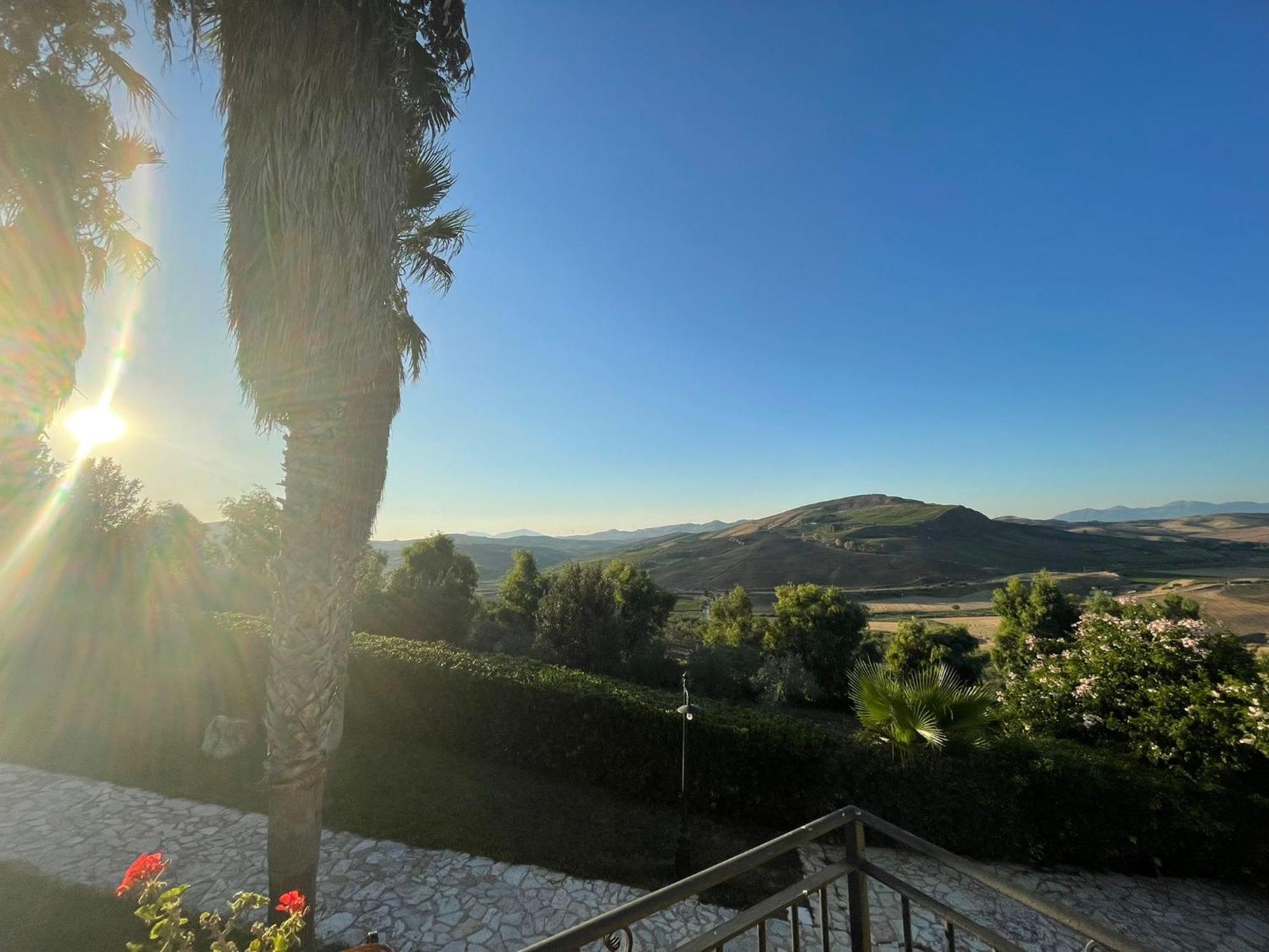 Ponte Calatrasi Agriturismo Roccamena ภายนอก รูปภาพ