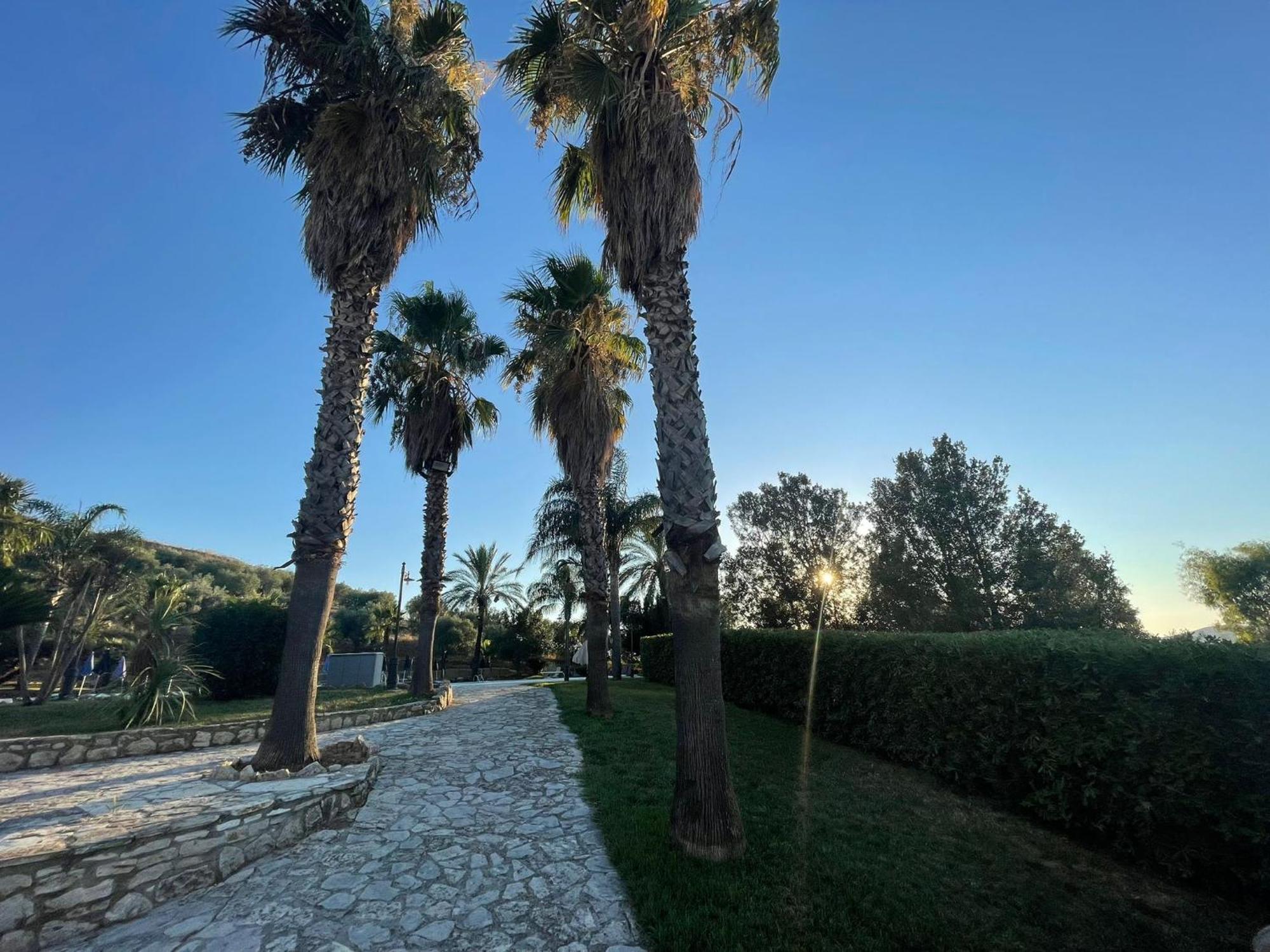 Ponte Calatrasi Agriturismo Roccamena ภายนอก รูปภาพ