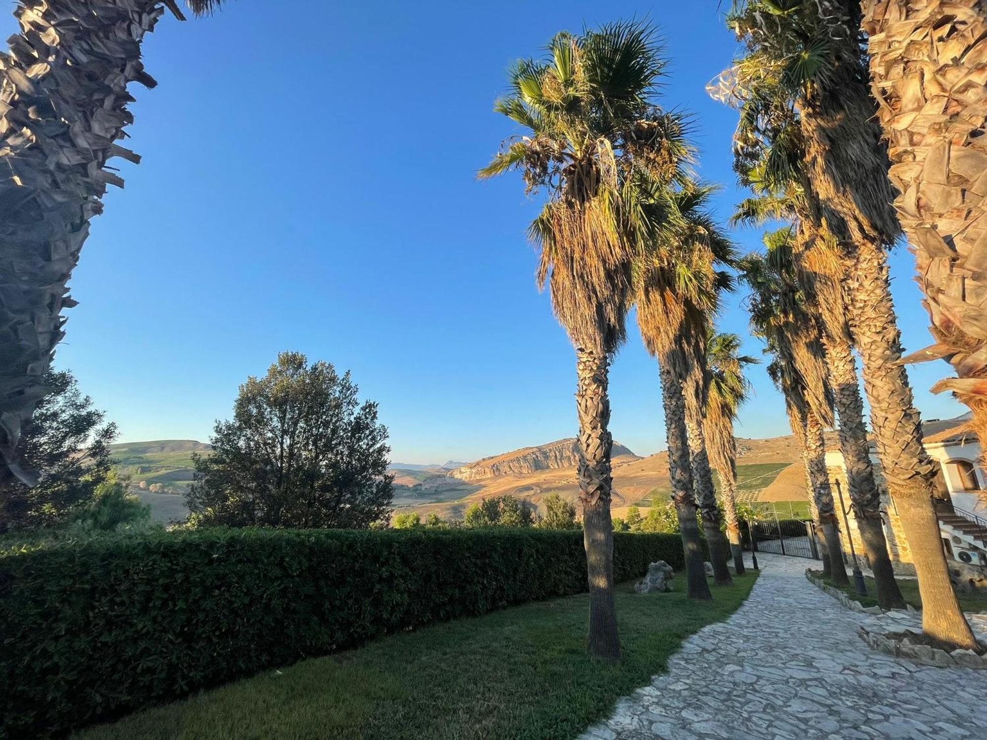 Ponte Calatrasi Agriturismo Roccamena ภายนอก รูปภาพ